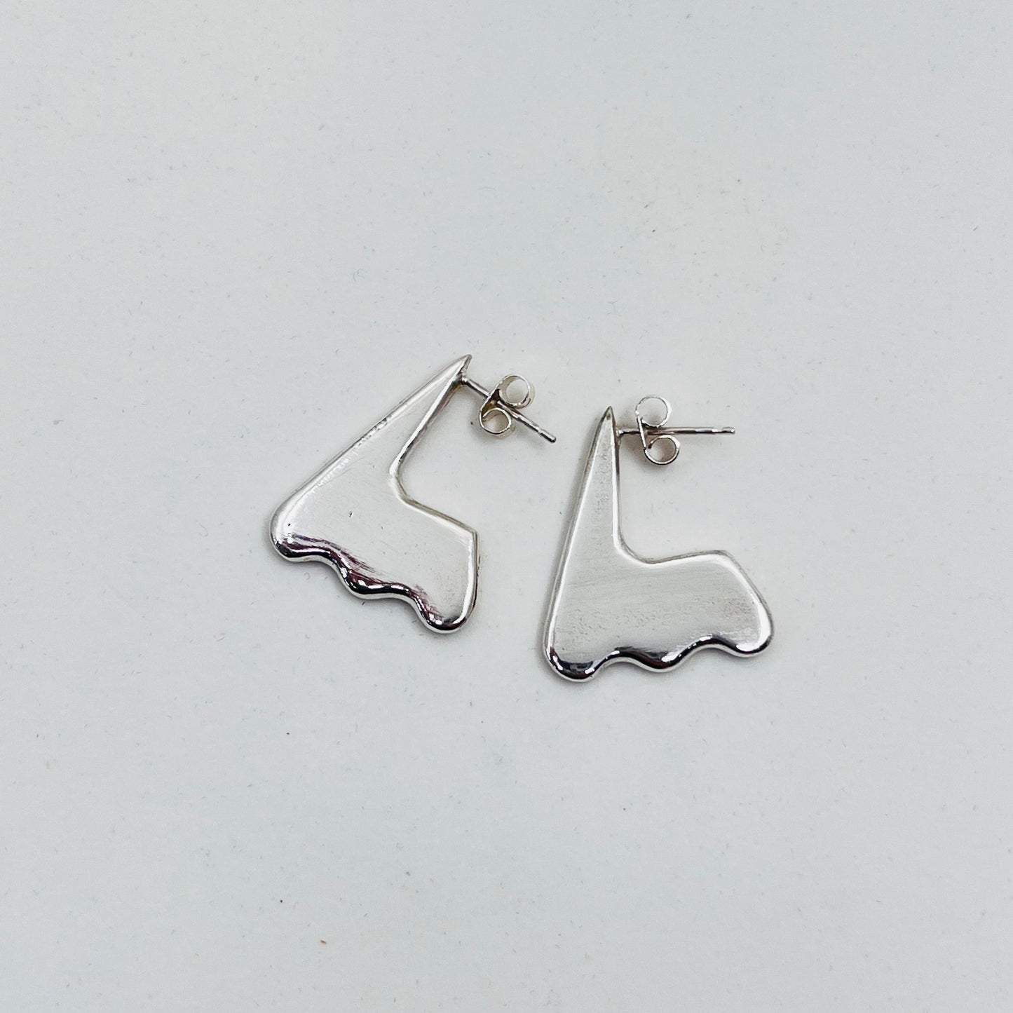 Silver wavy mountain earrings